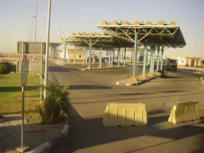 Le convoi Viva Palestina bloqué au checkpoint du Canal de Suez